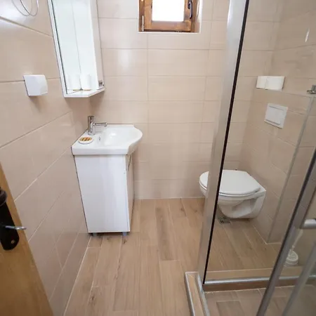 Rankovi Konaci 別荘 *